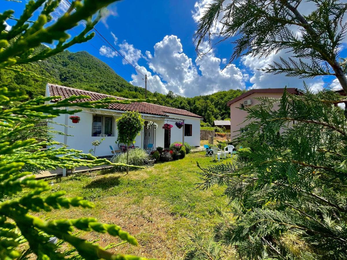Sunlight Cottage Maya Virpazar Bagian luar foto