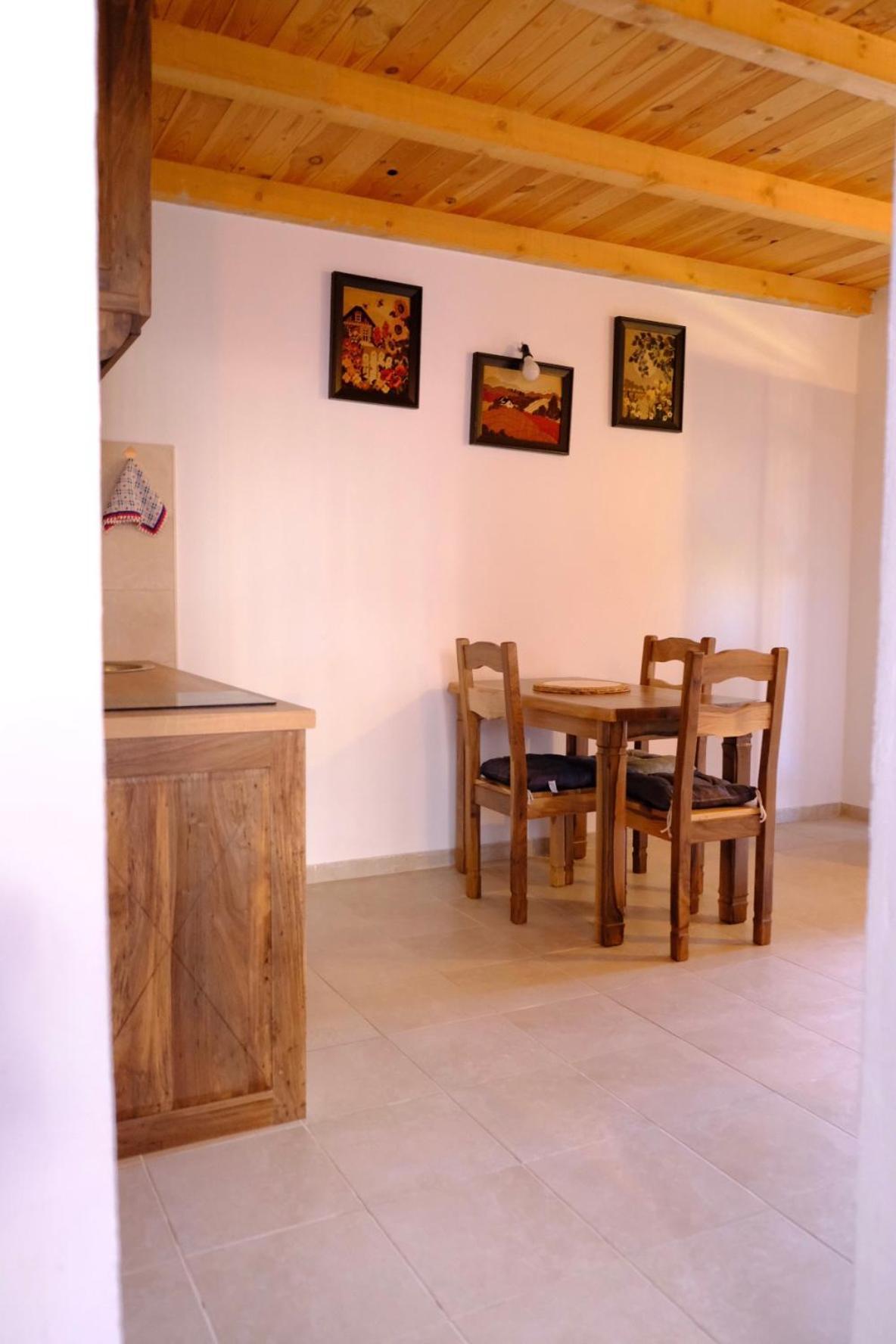 Sunlight Cottage Maya Virpazar Bagian luar foto