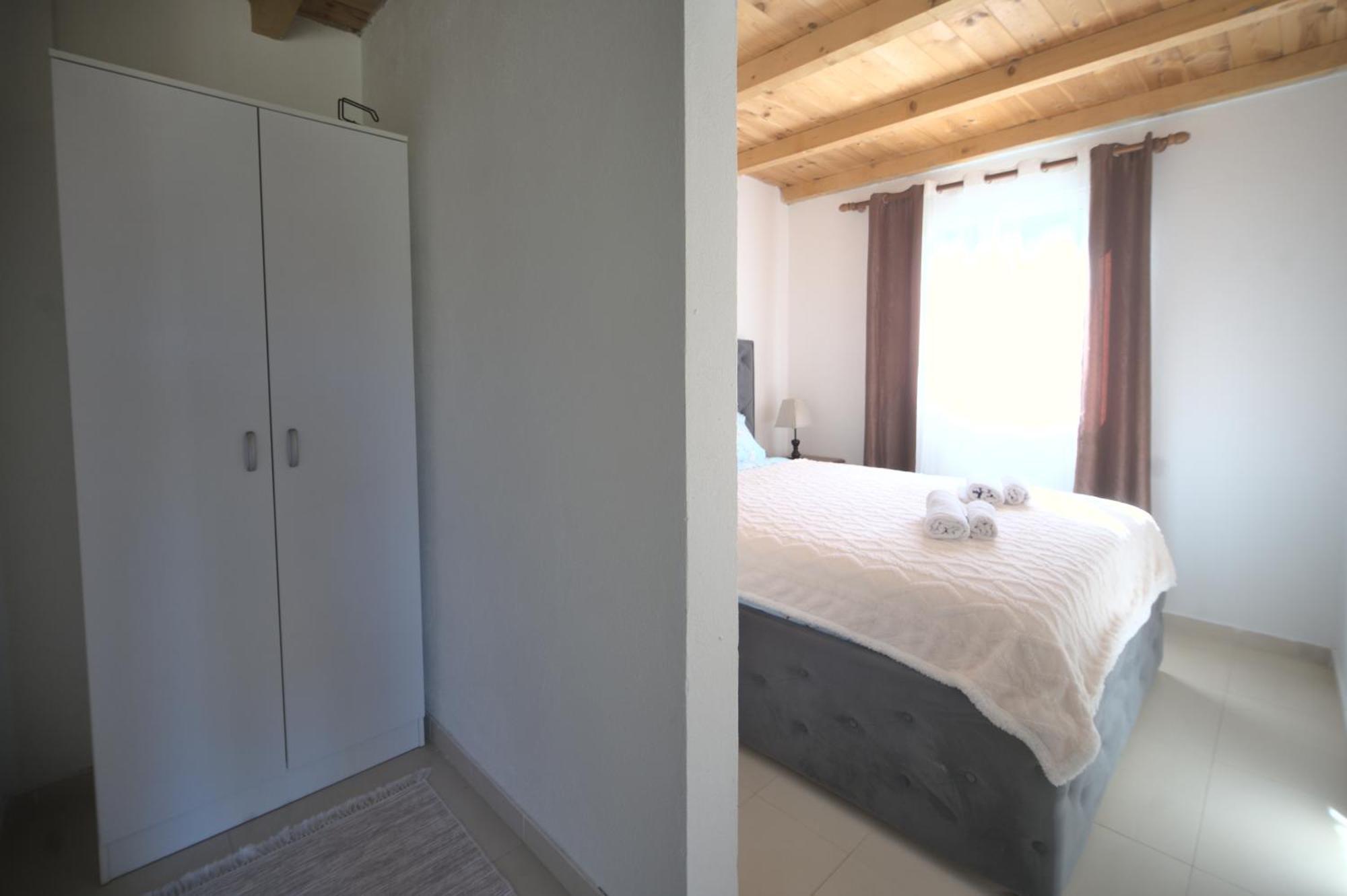 Sunlight Cottage Maya Virpazar Bagian luar foto